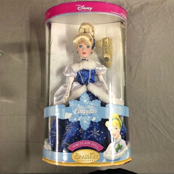 Disney Princess Cinderella Porcelain Keepsake Doll with Stand - Picture 3 of 5